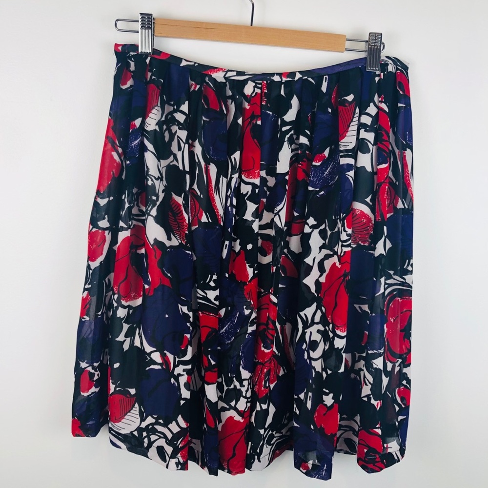 Women skirt